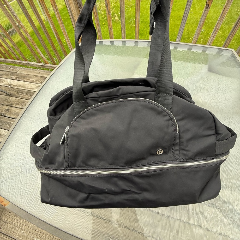 Lululemon Athletica Black Travel Bag with Durable Design